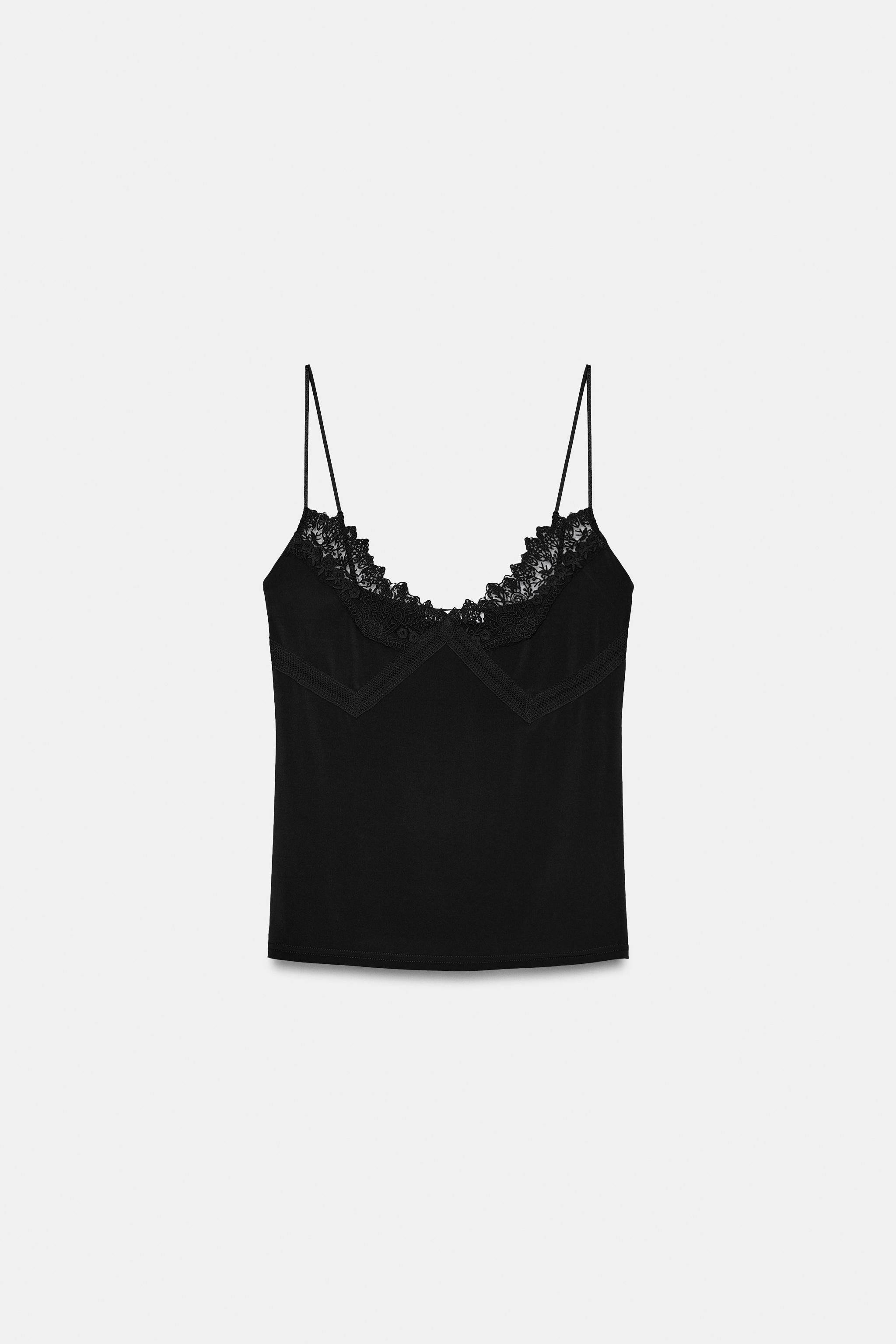 TOP EN DENTELLE À BRETELLES